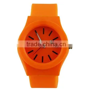 Hot Selling Silicon Comfortable Wear Watch Made in China Factory thumbnail-4