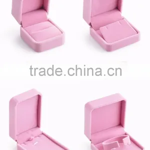 Wholesale New Design Custom Plastic Wedding Ring Box thumbnail-4