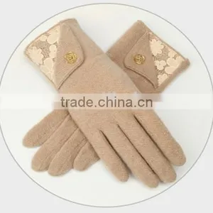 Elegant Lace Design Touch Screen Gloves For Smartphone/Laptop/ipad thumbnail-1