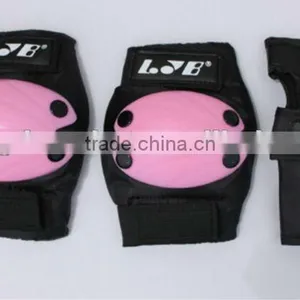 Different Design Skating Knee Protector thumbnail-1