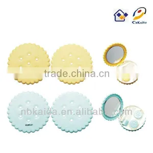 A-8057 Biscuts Unique Contact Lens Case ABS thumbnail-3