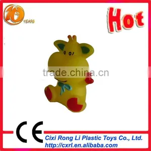 Plastic Cow-R044 thumbnail-1