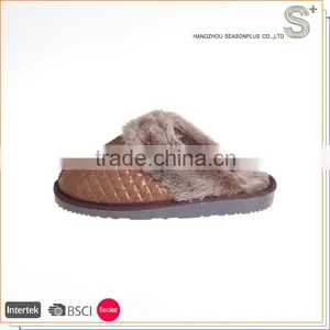 High Quality Fashion Plush Slipper thumbnail-1