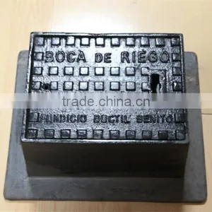 Cast Iron Manhole Grating thumbnail-4