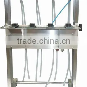 2015 JF New High Precision Automatic Liquid Filling Machine/ Perfume, Oil, Cosmetic Toner, Milk, Juice Liquid Filling thumbnail-4