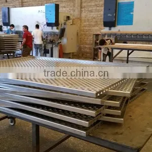 Outdoor Laser Cutting Facade Panel Aluminum Curtain Wall Profile thumbnail-1
