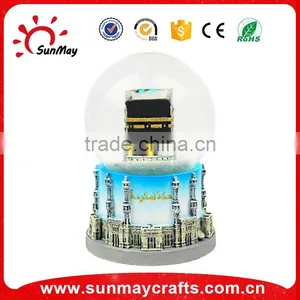 Polyresin Souvenir Water Globe Customized thumbnail-1