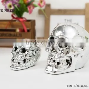 Silver Plastic Halloween Skull Head With LED Light thumbnail-6