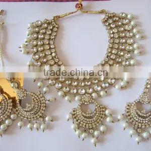 CRYSTAL PEARL Gold Plated Kundan Pendant Necklace CHAND BALI EARRING Set thumbnail-2