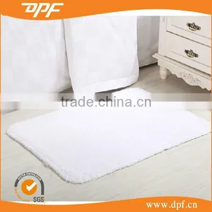 Bath Rug thumbnail-3