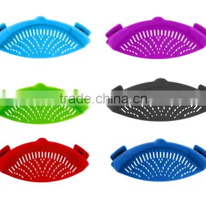 Clip-on Silicone Strainer for Draining Food While Cooking Snap Pan Strainer thumbnail-2