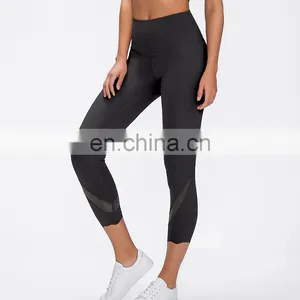 Top Quality Nylon Spandex Nude Feeling Women Yoga Wear Custom 3/4 Length Training Yoga Pants thumbnail-5