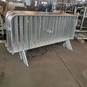 Portable Metal Crowd Control Barriers Guard Rail With Wheels-Black Aluminum Mojo Barriers thumbnail-2