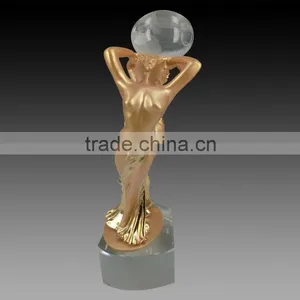 Brass Ladies Hold Globe Venus Awards With Base Design Factory Direct Sell Customized Black Metal Award Trophy thumbnail-3
