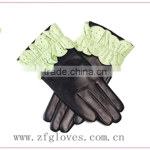 Beautiful Designed Fashion Full Finger Dress Flower Gloves thumbnail-1