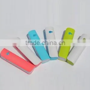 2015 New Design Gift Power Bank Low Price Perfect for Promotional Gifts 2000/2200/2600mah Portable Mobile Power Bank thumbnail-1