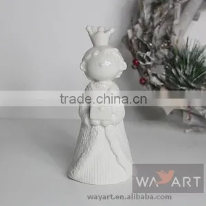 Holly Navitity Ceramic King Statues thumbnail-1