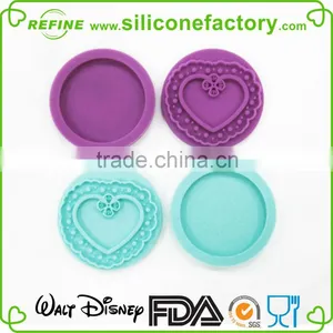 Love Shape Silicone Lace Cookie Stamp, Food Grade 7.5cm Silicone Biscuit Stamp thumbnail-4