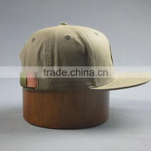 Custom High Quality 6- Panel 100% Cotton Snapback Hat With PU Badge thumbnail-5