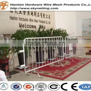Hot Dipped Galvanized Crowd Control Barrier Queue Control Barrier thumbnail-2