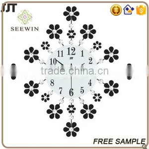 Hanging Wall Clock and Modern Wall Decor thumbnail-2