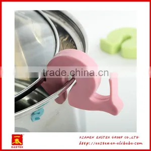 Multifuncional Snails Shape Silica Gel Clip for Pan thumbnail-5