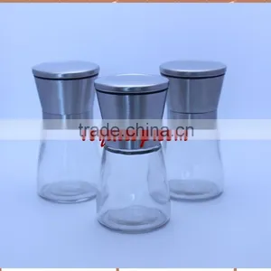 Disposable Salt and Pepper Shaker thumbnail-6
