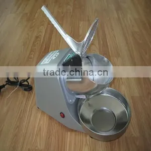 Household Electric Ice Crusher Snow Cone Machine / Ice Shaver for Sale thumbnail-5