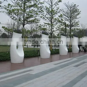 Modern Large Frp Planter thumbnail-1