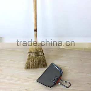 Homeuse Wood Handle Corn Broom thumbnail-2
