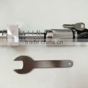 Anti Rattle Hitch Lock thumbnail-2