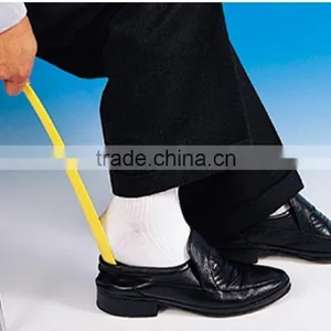 Plastic Long Shoe Horn thumbnail-1