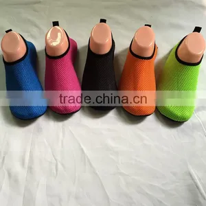 Close Skin Breathable Water Sports Beach Swim Shoes Factory Direct Sale thumbnail-3