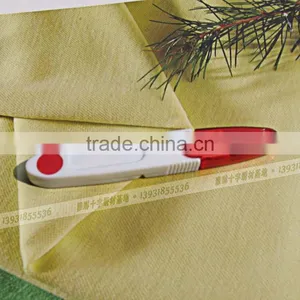 Wholesale Variable Colors Scissors With With a Transparent Lid Used in Cross Stitch thumbnail-4
