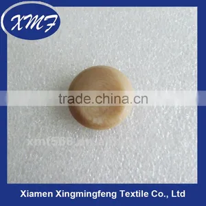 Shank Resin Button thumbnail-1