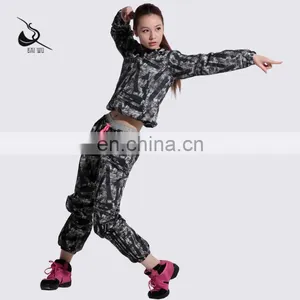 116171003 Long Sleeve Flower Color Sauna Top thumbnail-1