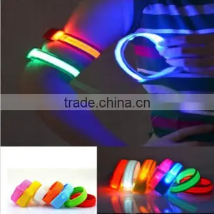 Trendy LED Flashing Wrist Band Bracelet Arm Band Belt Light Up Dance Party Glow thumbnail-1