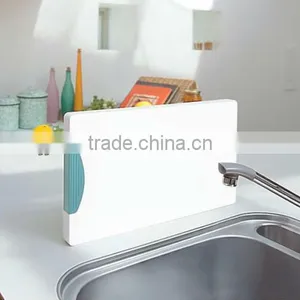 Food Safe UHMW-PE Plastic Cutting Board thumbnail-1