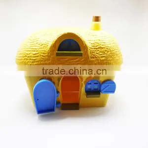 Quicky Assembly Plastic Farm House for Small Animal Plastic Warm House for Kids Play Games thumbnail-1
