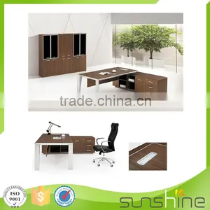 Guangzhou Factory Customized Eco-friendly Shiny Executive Desk thumbnail-2