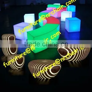 Shanghai Glowing Furniture Wholesale Acrylic Lounge LED Light Sitting Cube Seat thumbnail-1