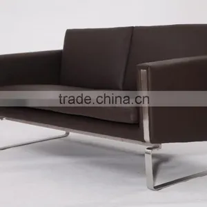 Modern Designer Furniture China Manufacturer Hans J Wegner CH103 3 Seat Sofa Replica thumbnail-6