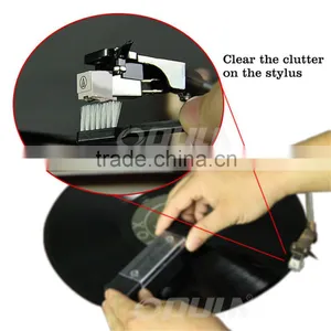 Carbon Fiber Velvet Cleaning Brush for Vinyl Records thumbnail-1