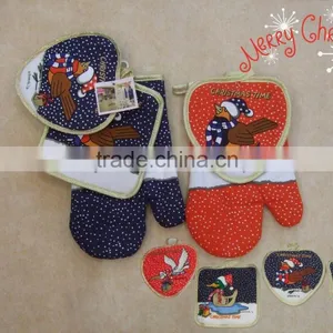 Christmas Design Printed Cotton Twill Oven Mitts Gloves Microwave Oven Mittens With Golden Trimming thumbnail-1
