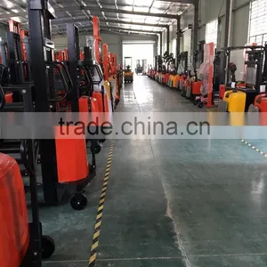 Battery Operated 2 Tons Electric Stackers With Double Cyclinder thumbnail-3