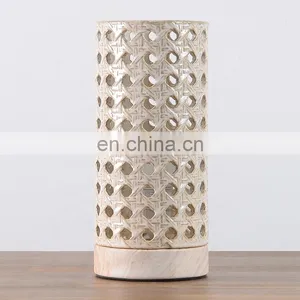 Amazon 2019 New Design Modern Table Lamp and China Bedside Lamps thumbnail-2