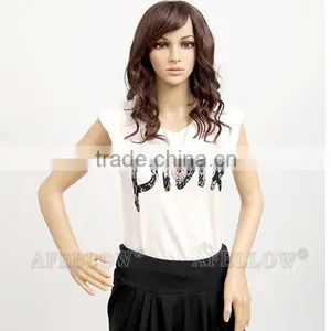 One Hand on Waist Female Plastic Mannequin thumbnail-3