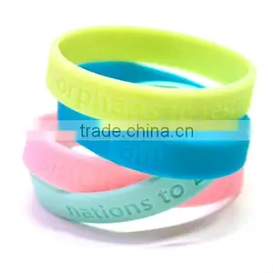 Latest Best Price Silicone Chain Bracelet thumbnail-1