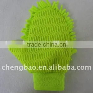 Microfiber Chenille Cleaning Fabric Car Care Mitt thumbnail-1
