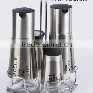 TW1039 4pcs Glass Oil Vinegar Salt Pepper Set With Metal Casing and Rack thumbnail-1